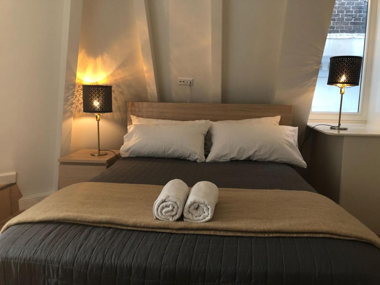 A'Dam Centre Chic Bed and Breakfast Amsterdam Exteriör bild